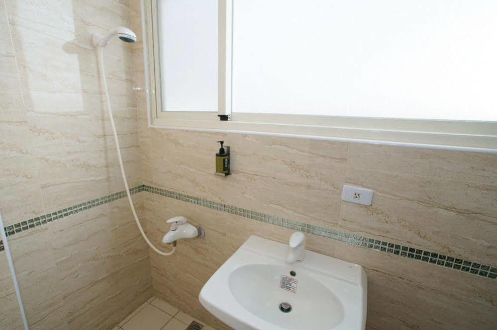 Happy Sun Apartment Taitung Exterior photo